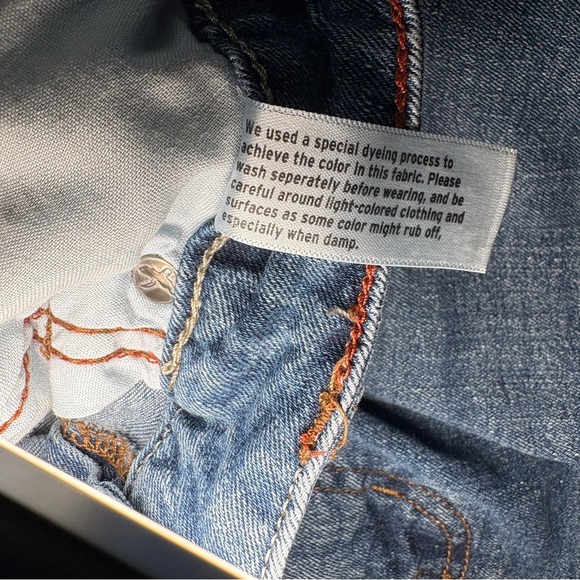 Eddie Bauer Men’s Slim Fit Jeans 36x32 Straight Leg Medium Wash Denim - Picture 7 of 7